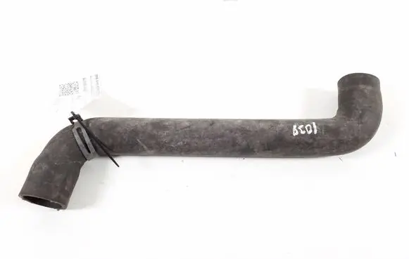 Mercedes-Benz Vito Viano W639 Engine coolant pipe/hose A6395014382