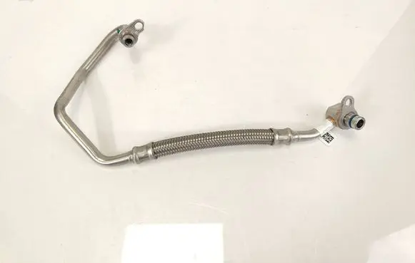 BMW 1 F70 Coolant pipe/hose 8489616