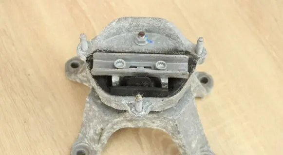 Audi A6 S6 C7 4G Gearbox mount 8K0399151