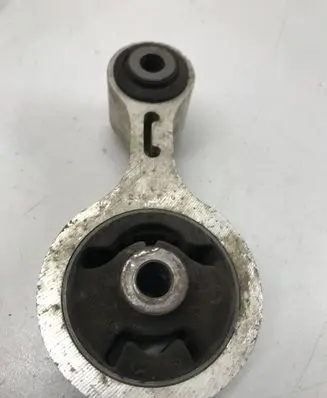 Mazda 6 Engine mount bracket 8L10VD7606