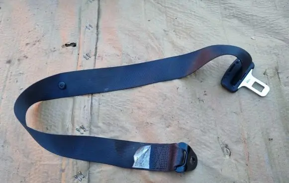 Nissan Qashqai Seat belt trim 