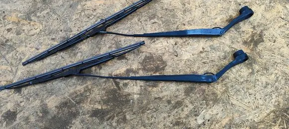 SsangYong Actyon Front wiper blade arm