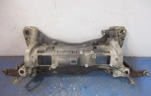 Chrysler Grand Voyager IV Front subframe