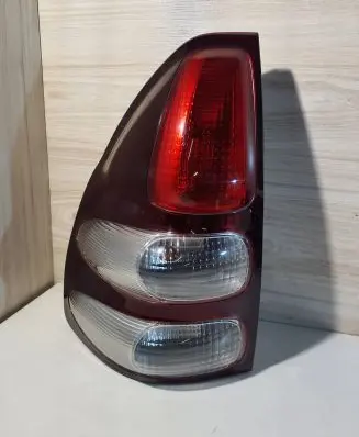 Toyota Land Cruiser (J120) Rear/tail lights