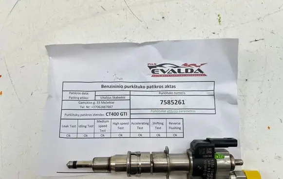 BMW 3 E92 E93 Fuel injector 7585261 758526107