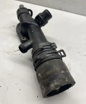Audi A4 S4 B8 8K Thermostat 03L121132AC