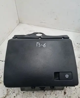 Volkswagen PASSAT B6 Glove box 3C1857101