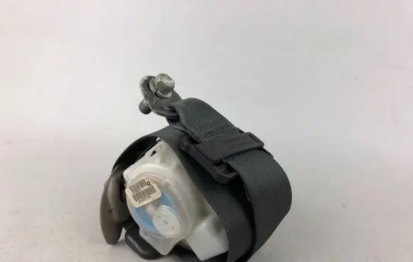 Subaru Tribeca Rear seatbelt 2026170