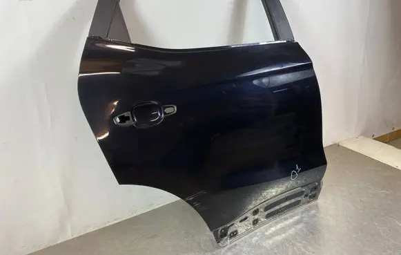 MG ZS Rear door