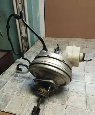 BMW 7 F01 F02 F03 F04 Brake booster 296785394025
