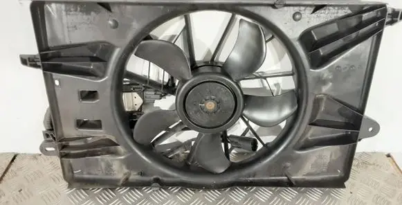 Jeep Cherokee Radiator cooling fan shroud 68197293AF AA2230001826