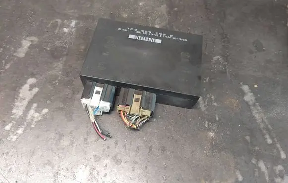 Skoda Octavia Mk1 (1U) Comfort/convenience module 1C0959799B