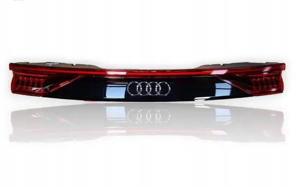 Audi Q8 Rear/tail lights 4M8945695 4M8945095M