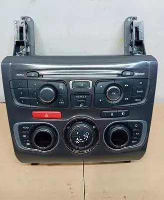 Citroen C4 II Climate control unit 9801189780