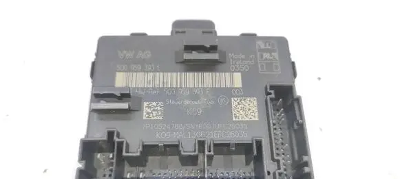 Volkswagen Tiguan Central body control module 5Q0959393