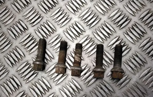 Mercedes-Benz ML W166 Nuts/bolts 
