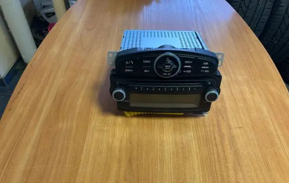 Chevrolet Trax Radio/CD/DVD/GPS head unit 