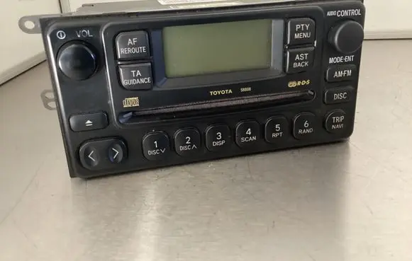 Toyota Avensis Verso Radio/CD/DVD/GPS head unit 8612044080 020691 CQTT5170A