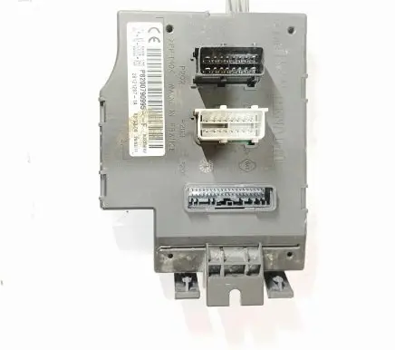 Renault Trafic II (X83) Comfort/convenience module P8200790995F