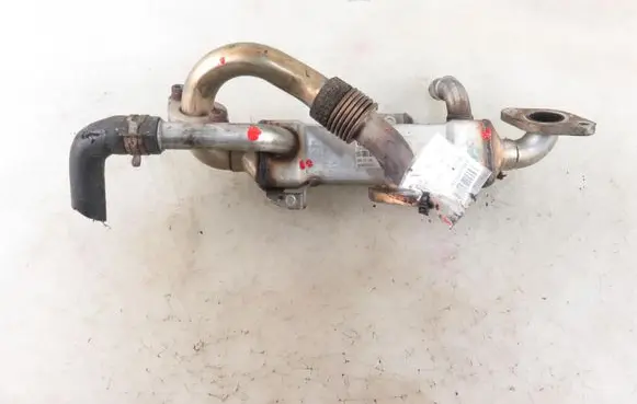 Volkswagen Sharan EGR valve cooler 038131513L