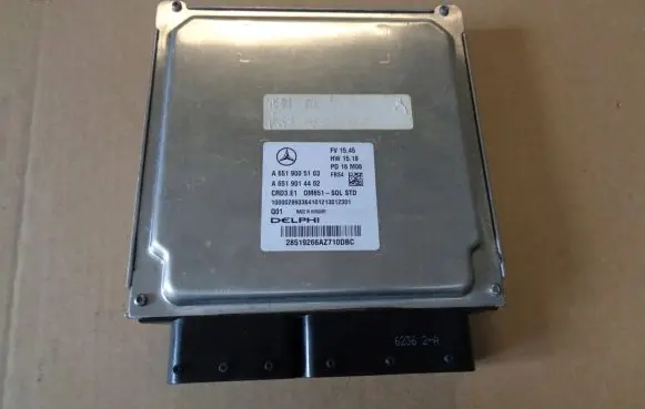 Mercedes-Benz CLA C117 X117 W117 Engine control unit/module A6519005103