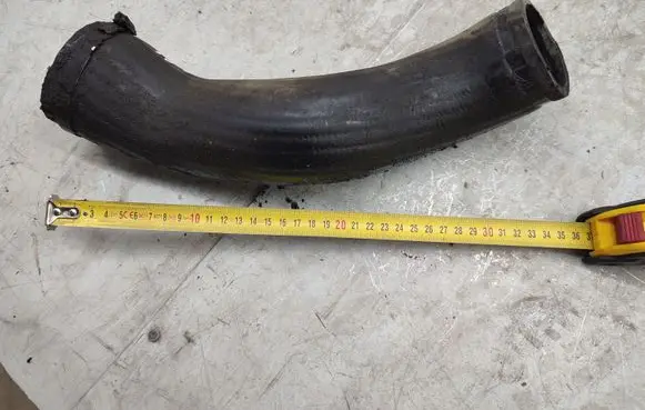 Volvo S60 Intercooler hose/pipe