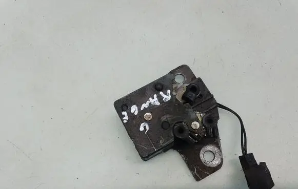 Land Rover Range Rover P38A Tailgate window lock/catch/latch 