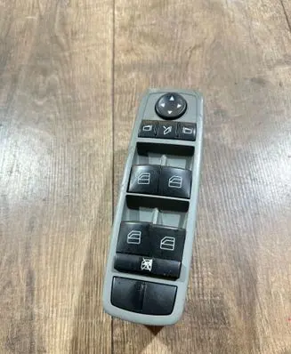 Mercedes-Benz R W251 Electric window control switch A2518300290 03728364