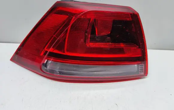 Volkswagen Golf VII Rear/tail lights 5G0945095P