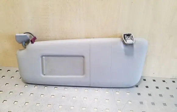 BMW 5 E60 E61 Sun visor 7066649