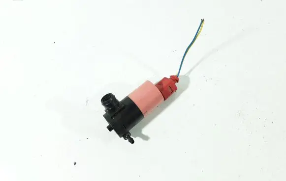Toyota Yaris Windscreen/windshield washer pump 30358 070423A