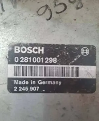 BMW 5 E34 Engine control unit/module 0281001298 2245907