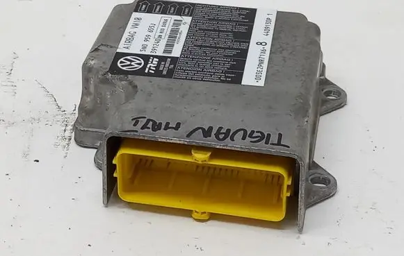 Volkswagen Tiguan Airbag control unit/module 5N0959655J