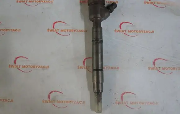 KIA Ceed Fuel injector 0445110320 338002A900