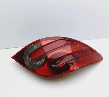Mercedes-Benz R W251 Rear/tail lights A2518200364