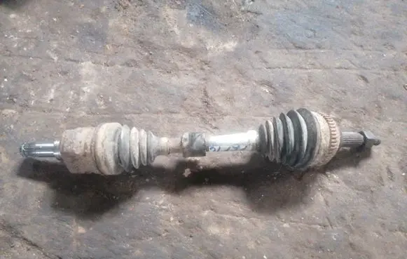Chrysler Voyager Front driveshaft