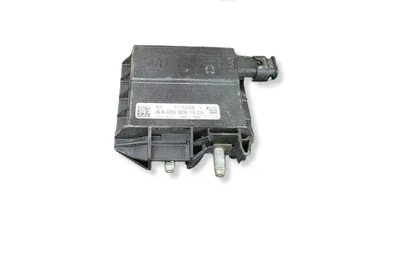 Mercedes-Benz E AMG W213 Battery relay fuse A0009061505 1110055 1403170362