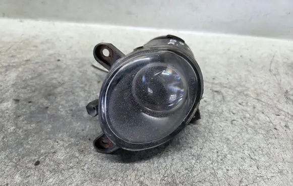Volkswagen PASSAT B5.5 Front fog light