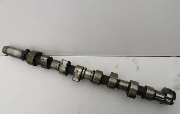 Ford Mondeo MK I Camshaft 
