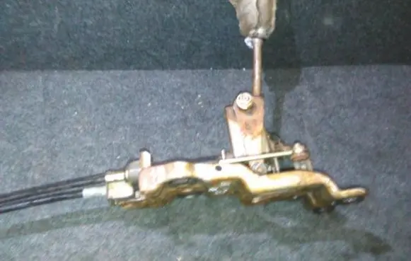 Mitsubishi Lancer Gear shifter/selector