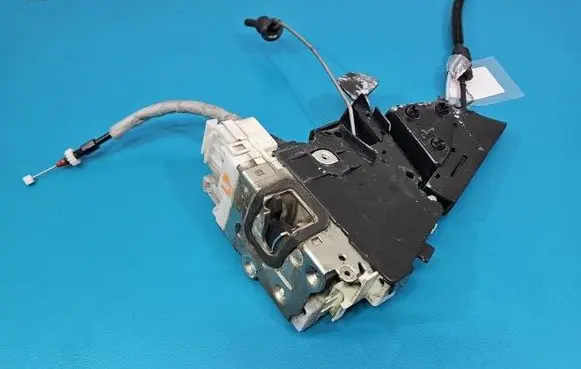 Mercedes-Benz A W169 Front door lock IMPRK1554065