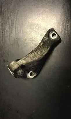 BMW 1 E81 E87 Fuel pump bracket 7804376