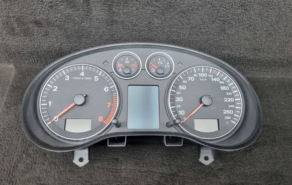 Audi A3 S3 A3 Sportback 8P Speedometer (instrument cluster) 8P0920930P
