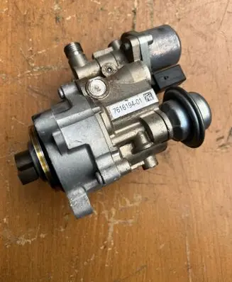 Fuel injection high pressure pump