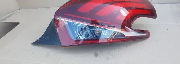 Peugeot 208 I Rear/tail lights 9825601180