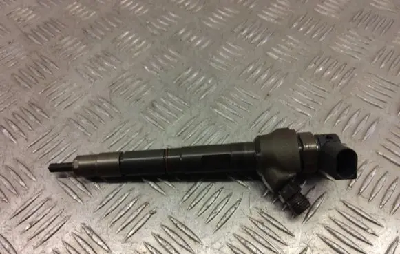 Audi A6 S6 C7 4G Fuel injector 03l130277j