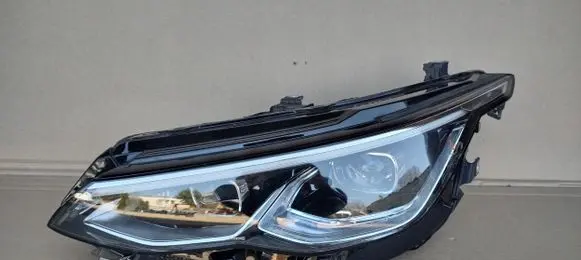 Volkswagen Golf VIII Headlight/headlamp 5H1941035J