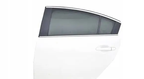 Mazda 6 Rear door