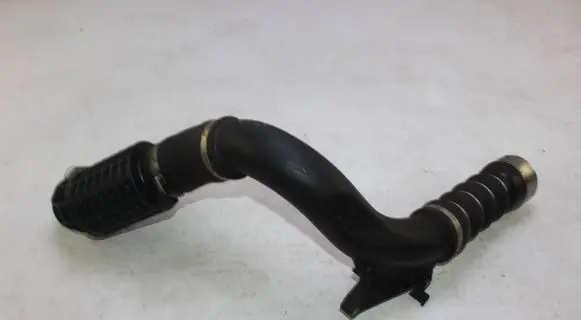 BMW X1 F48 F49 Intercooler hose/pipe MGW00383