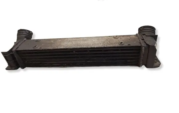 BMW 3 E90 E91 Intercooler air channel guide 